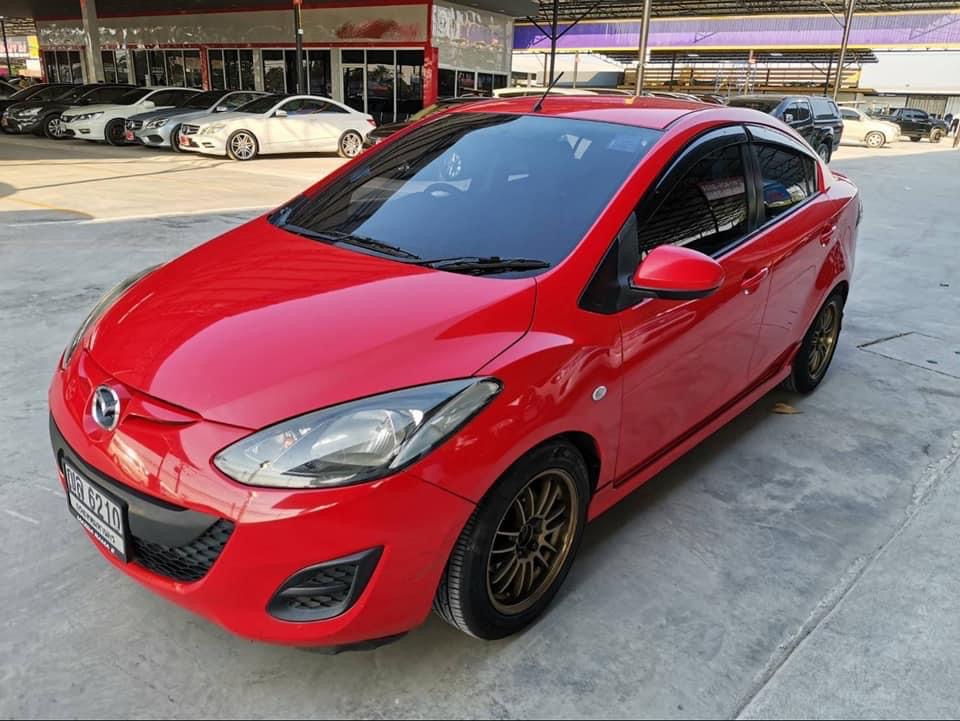 Mazda 2 Elegance (4 ประตู) ปี 2011 สีแดง