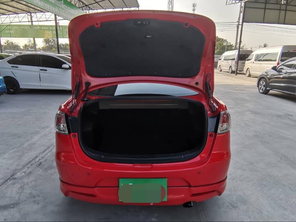 Mazda 2 Elegance (4 ประตู) ปี 2011 สีแดง (รูปที่ 9)