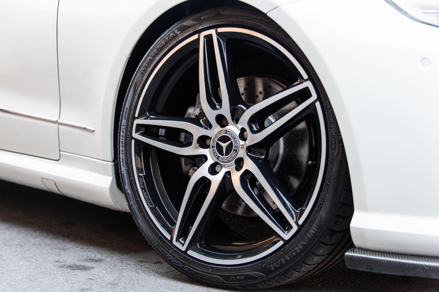Mercedes-Benz E-Class C207 E200 ปี 2012 สีขาว (รูปที่ 9)
