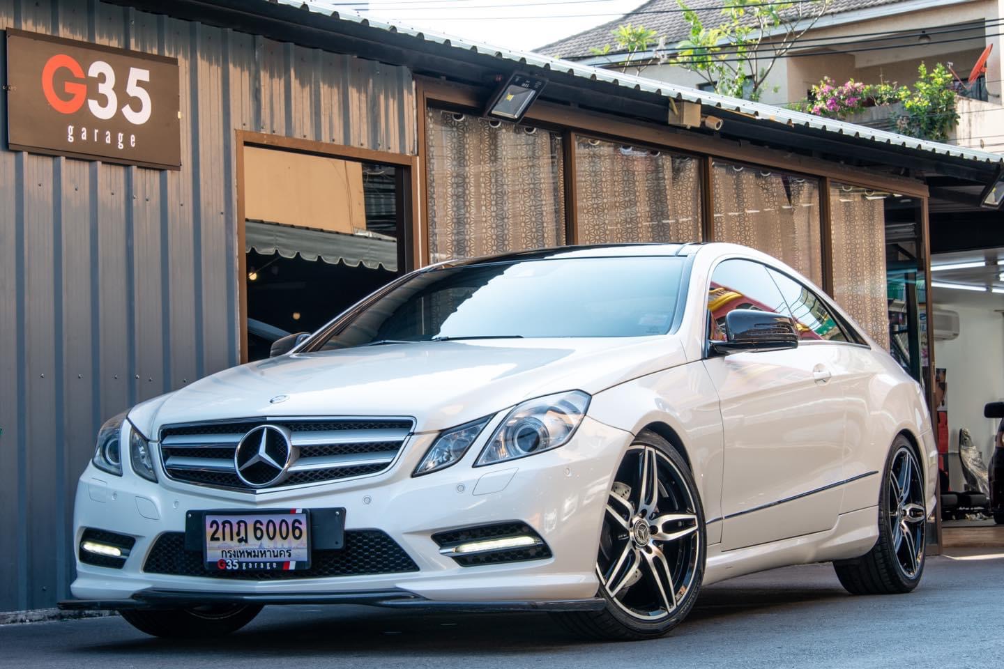 Mercedes-Benz E-Class C207 E200 ปี 2012 สีขาว