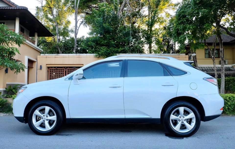 Lexus RX270 ปี 2011 สีขาว