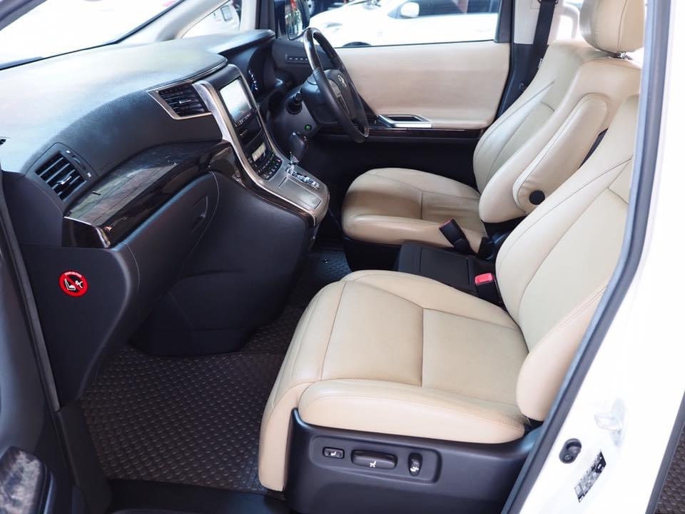 Toyota Vellfire ปี 2012 สีขาว (รูปที่ 14)