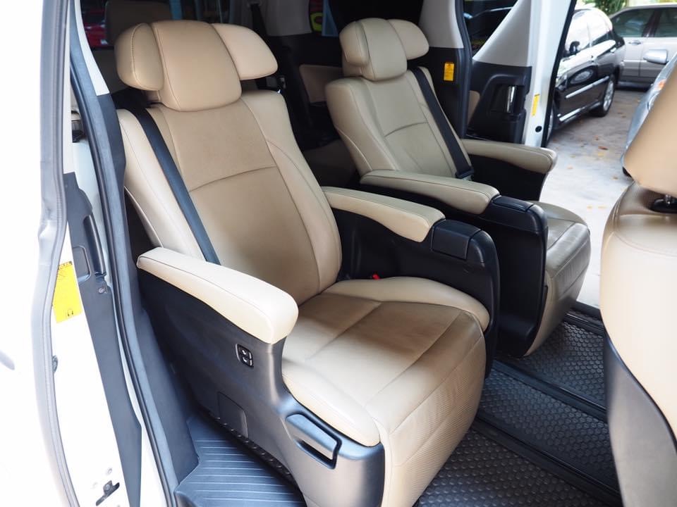 Toyota Vellfire ปี 2012 สีขาว (รูปที่ 11)