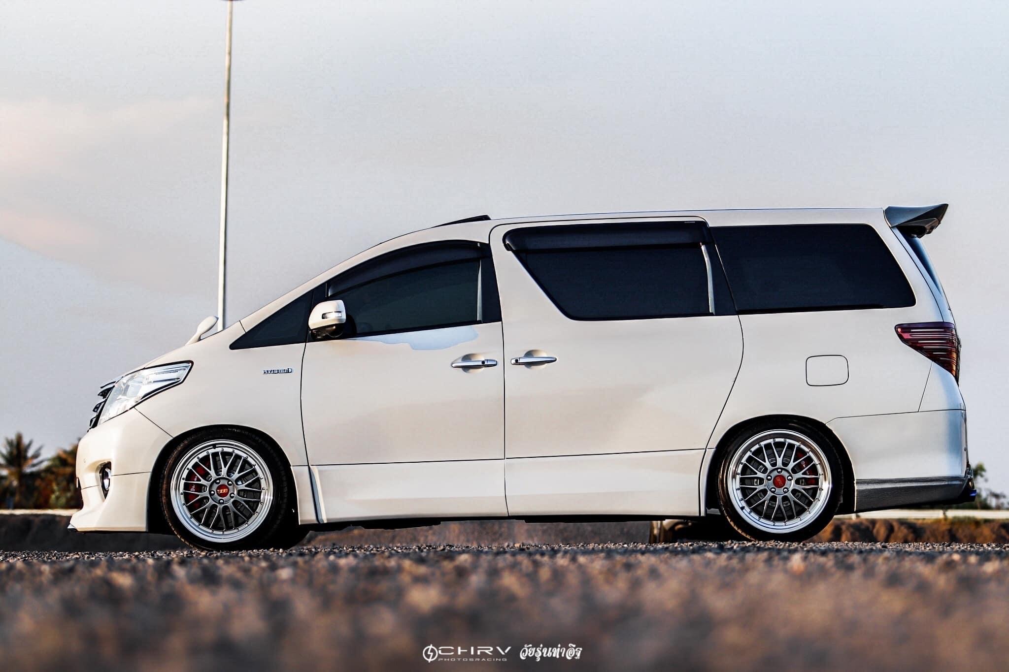 Toyota Alphard ปี 2011 สีขาว (รูปที่ 23)