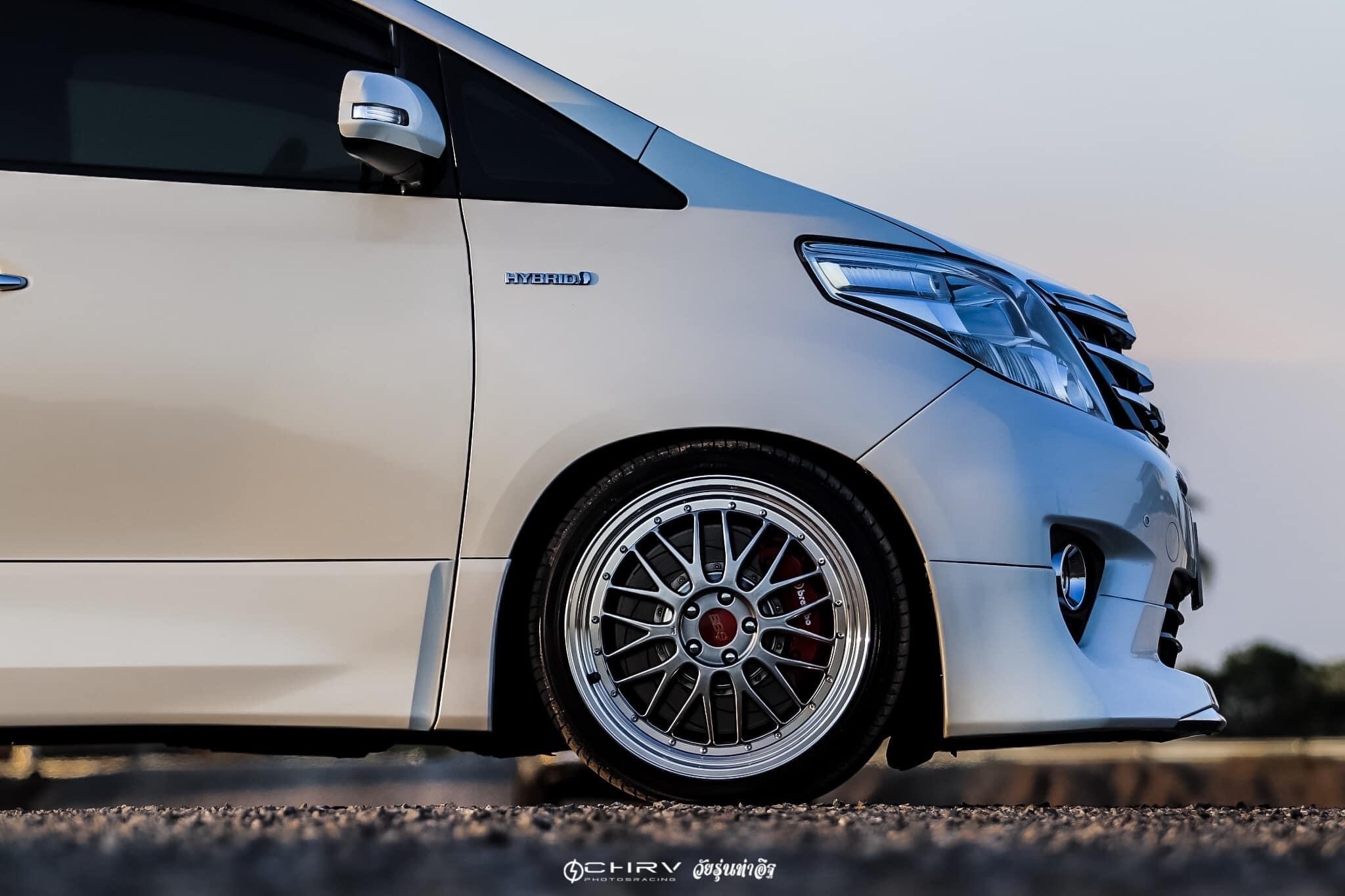Toyota Alphard ปี 2011 สีขาว (รูปที่ 16)