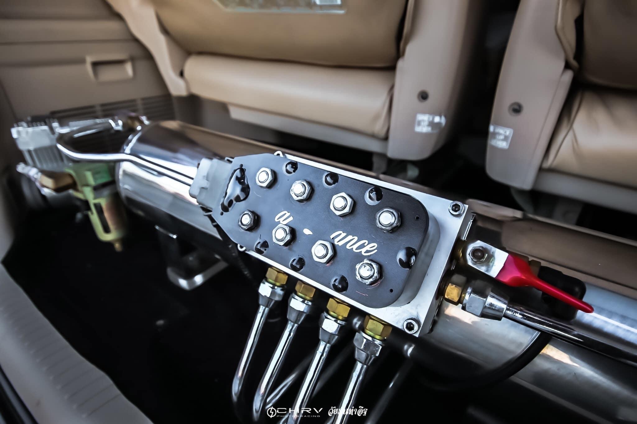 Toyota Alphard ปี 2011 สีขาว (รูปที่ 7)