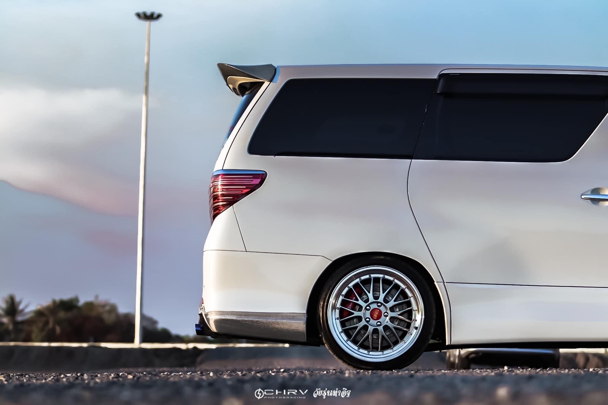 Toyota Alphard ปี 2011 สีขาว (รูปที่ 17)
