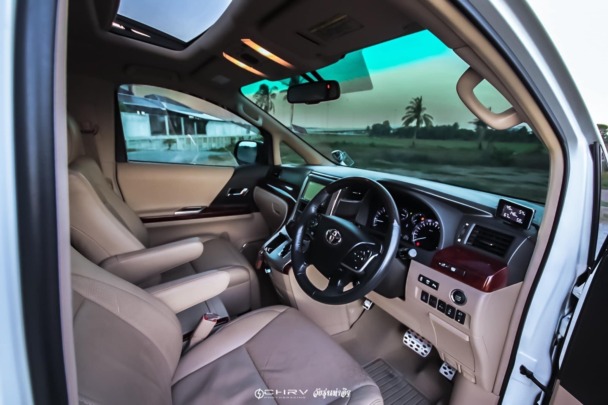 Toyota Alphard ปี 2011 สีขาว (รูปที่ 31)