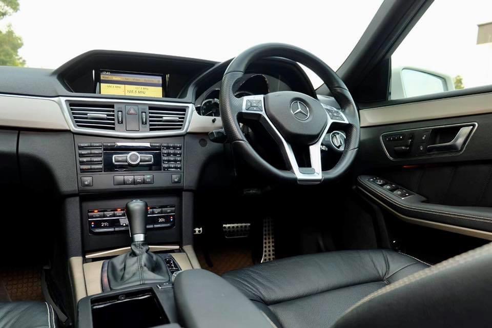 Mercedes-Benz E-Class W212 E200 ปี 2012 สีขาว (รูปที่ 10)