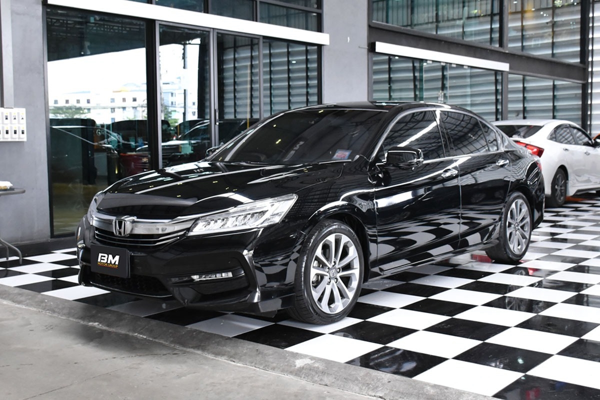 Honda Accord Gen 9 ปี 2016 สีดำ (รูปที่ 3)