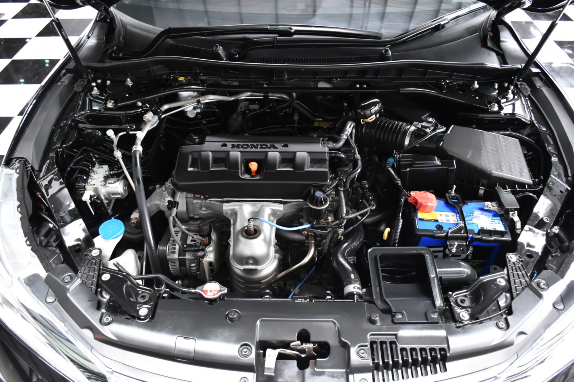 Honda Accord Gen 9 ปี 2016 สีดำ (รูปที่ 24)
