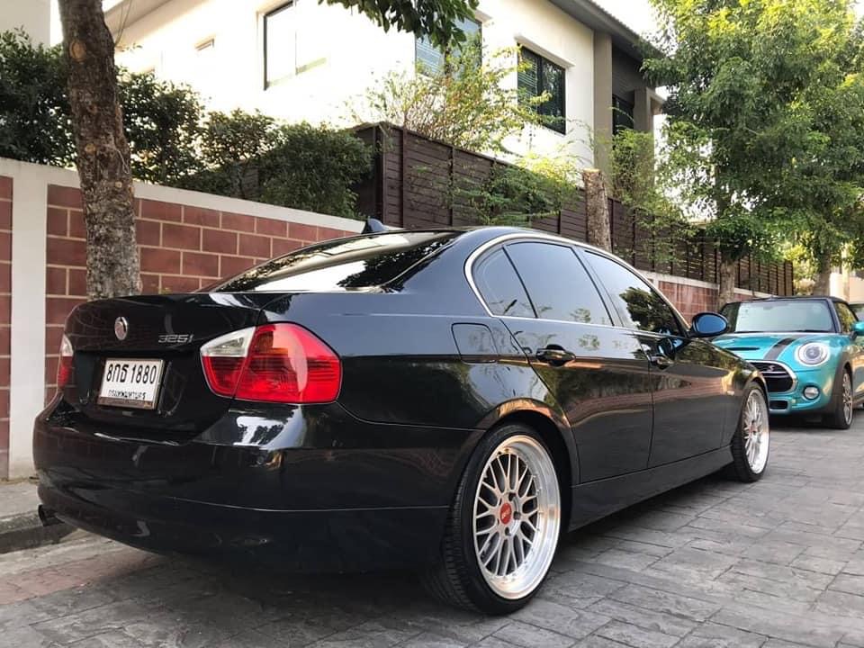 BMW 3 Series E90 325i ปี 2007 สีดำ (รูปที่ 5)