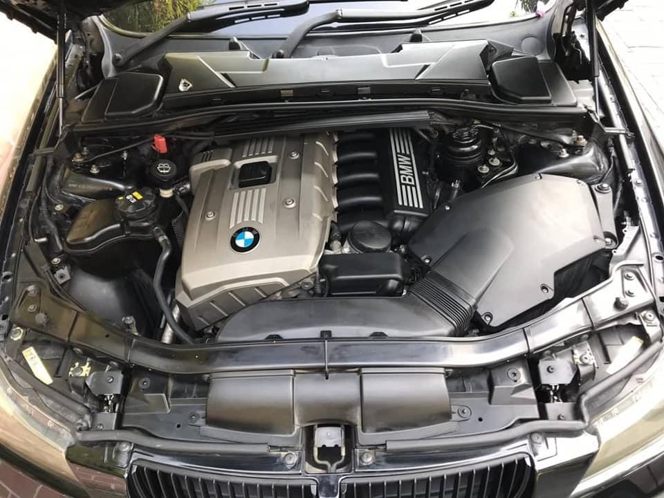 BMW 3 Series E90 325i ปี 2007 สีดำ (รูปที่ 9)