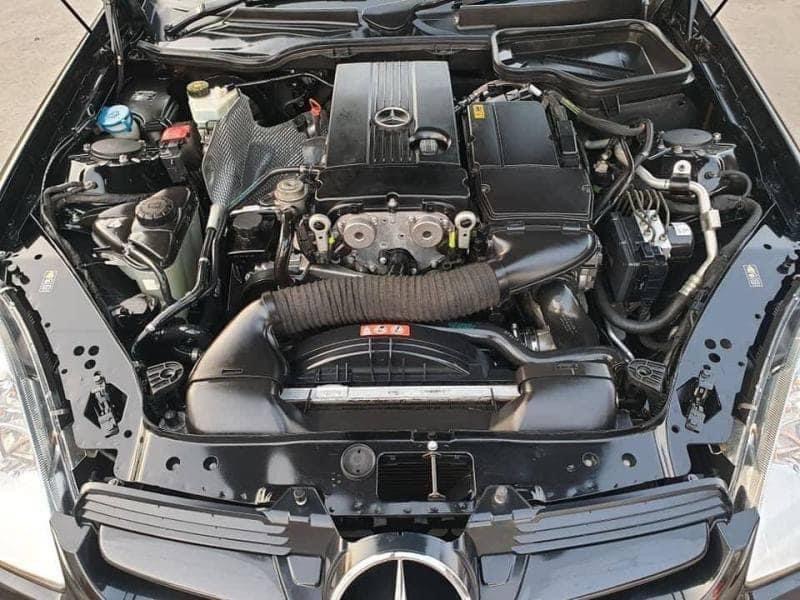 Mercedes-Benz SLK-Class R171 SLK200 ปี 2009 สีดำ (รูปที่ 8)