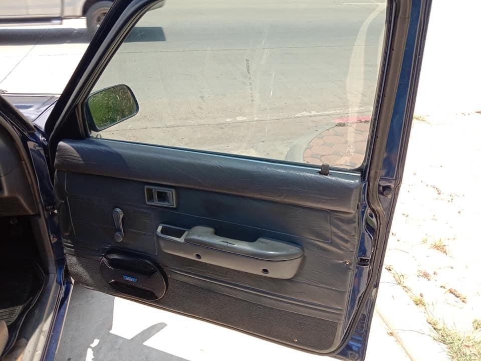 Toyota Hilux Mighty-x ปี 1991 สีน้ำเงิน (รูปที่ 11)