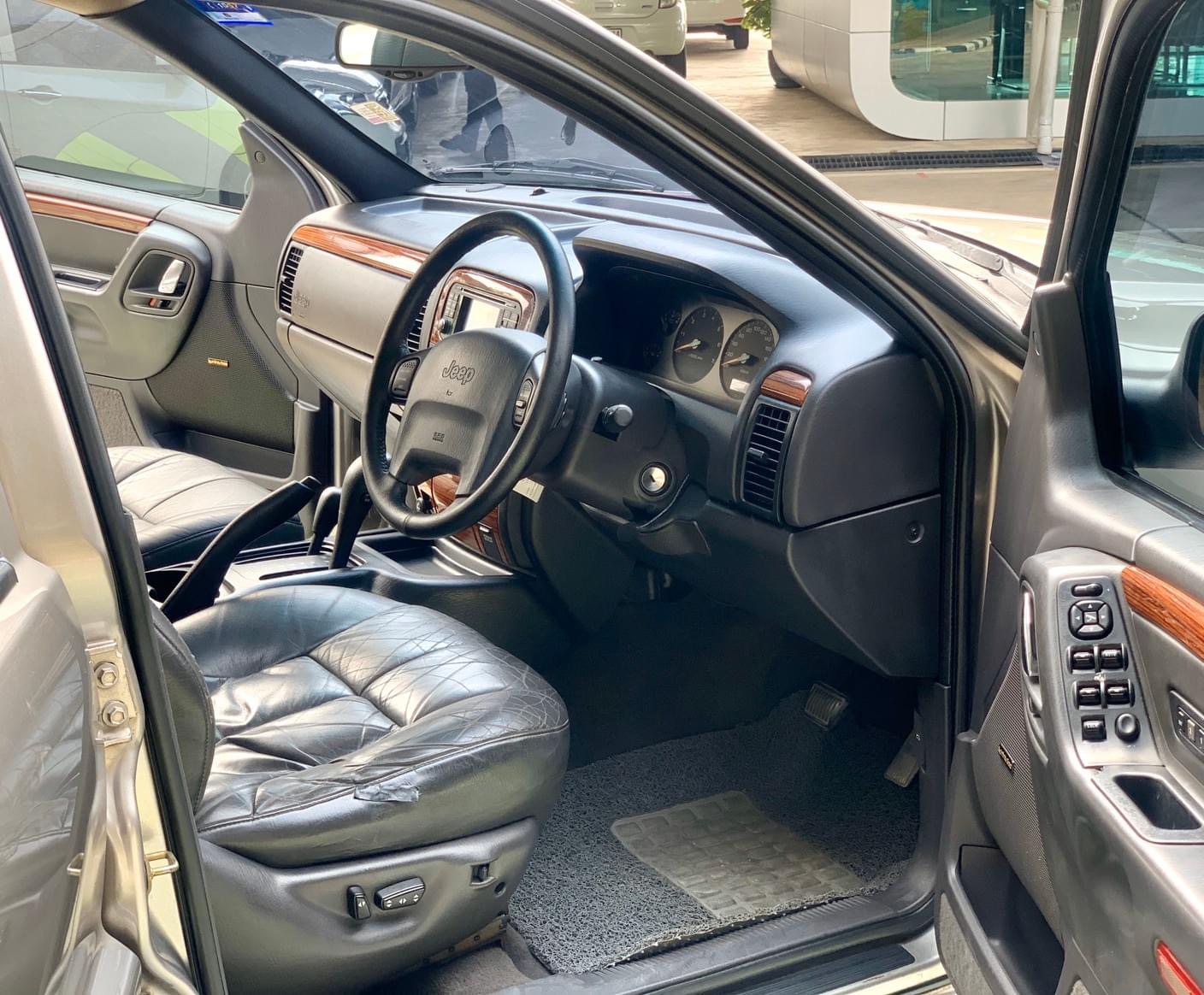 Jeep Grand Cherokee Gen2 (WJ) ปี 2001 สีเทา (รูปที่ 16)
