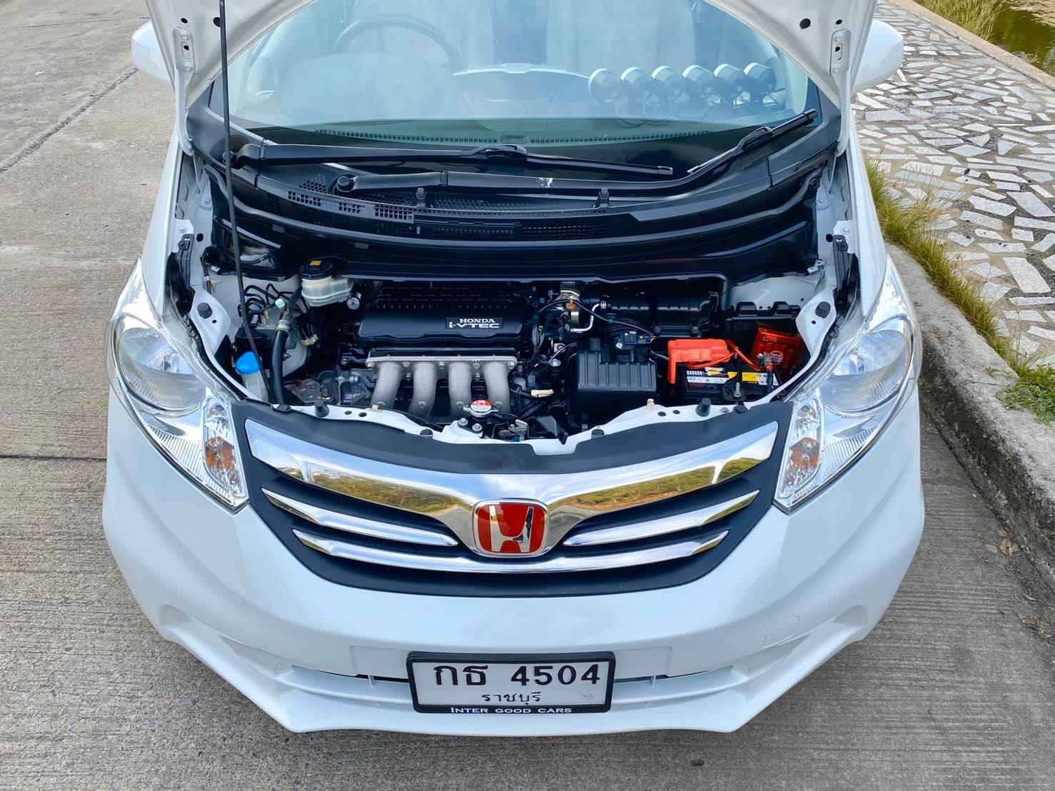Honda Freed ปี 2014 สีขาว (รูปที่ 19)