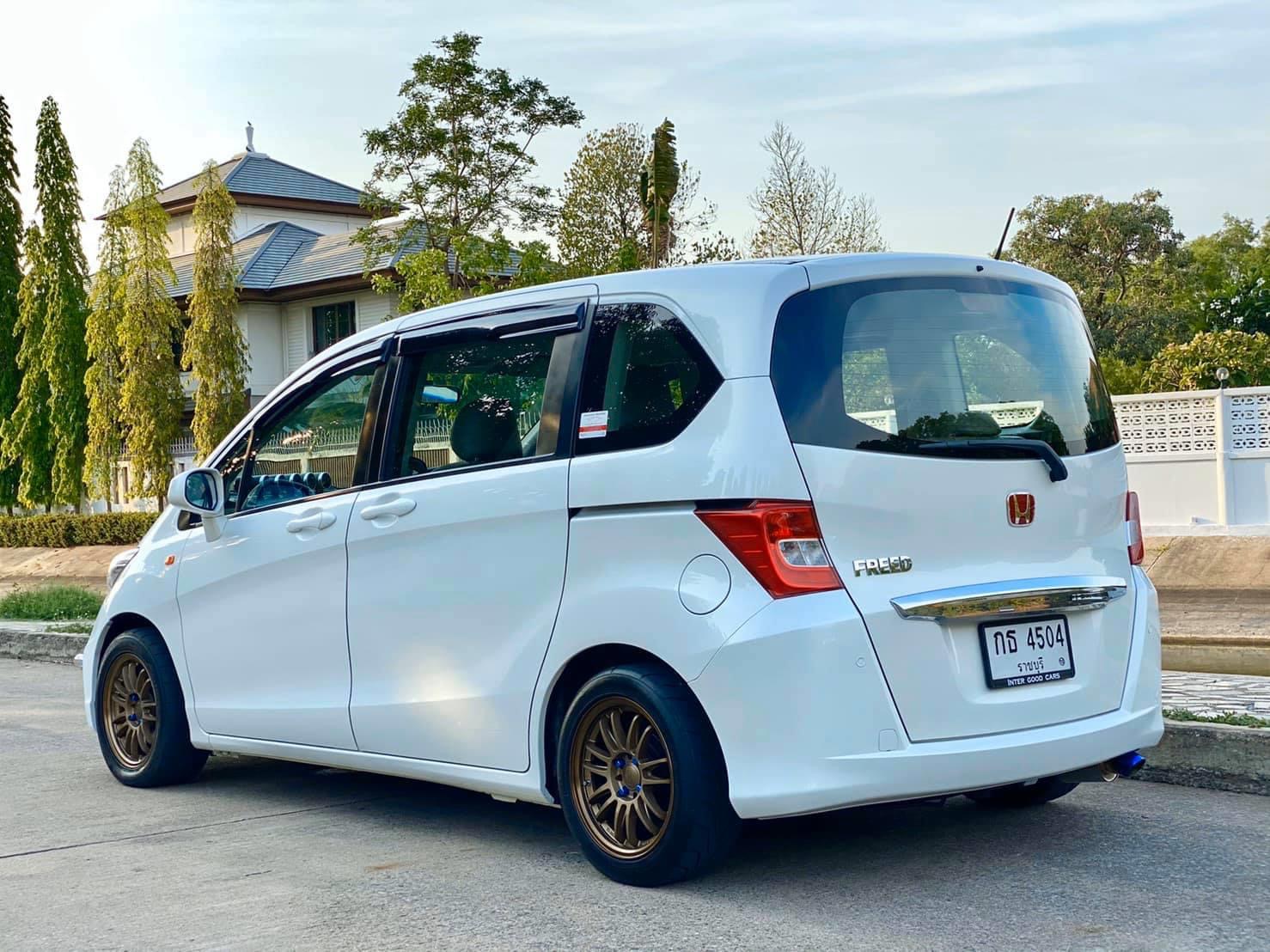 Honda Freed ปี 2014 สีขาว (รูปที่ 11)