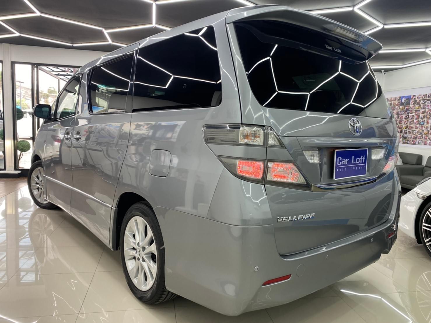 Toyota Vellfire ปี 2009 สีเทา (รูปที่ 5)