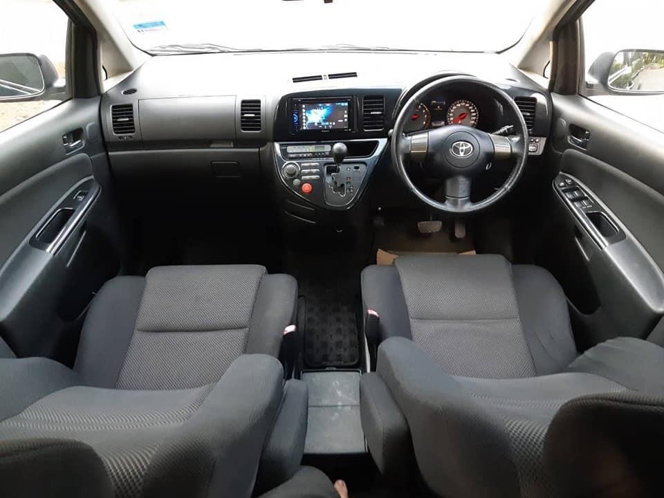 Toyota Wish ปี 2004 สีดำ (รูปที่ 14)