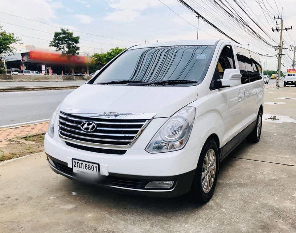 Hyundai Grand Starex ปี 2013 สีขาว