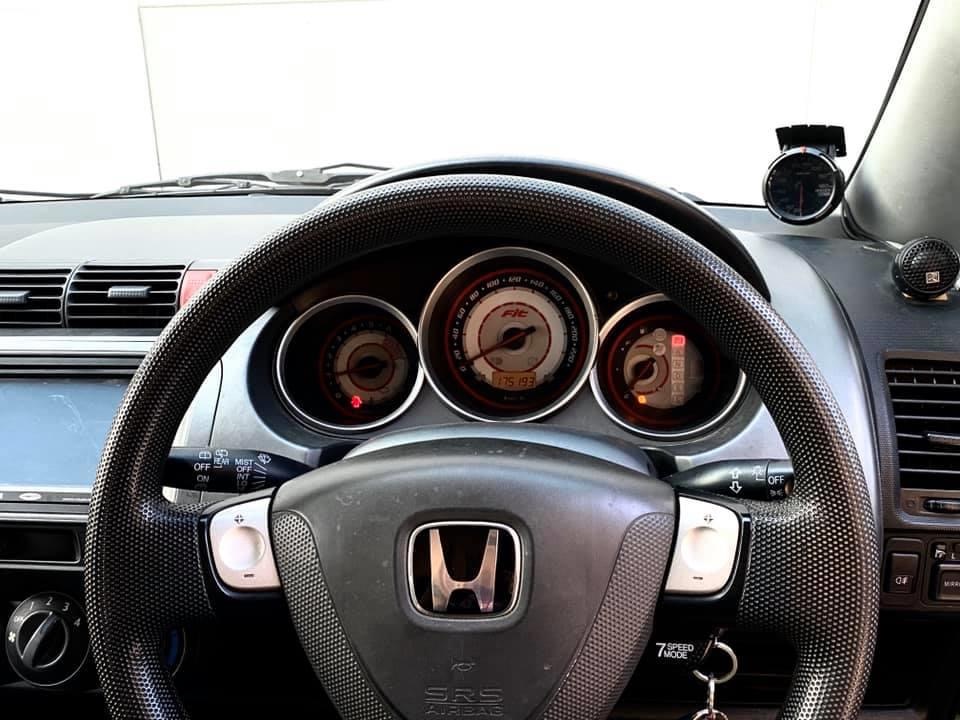 Honda Jazz GD ปี 2007 สีขาว (รูปที่ 16)