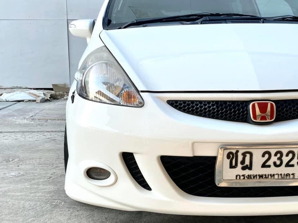 Honda Jazz GD ปี 2007 สีขาว (รูปที่ 6)