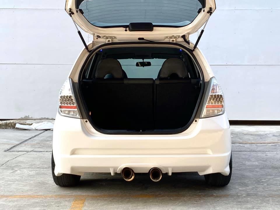 Honda Jazz GD ปี 2007 สีขาว (รูปที่ 17)