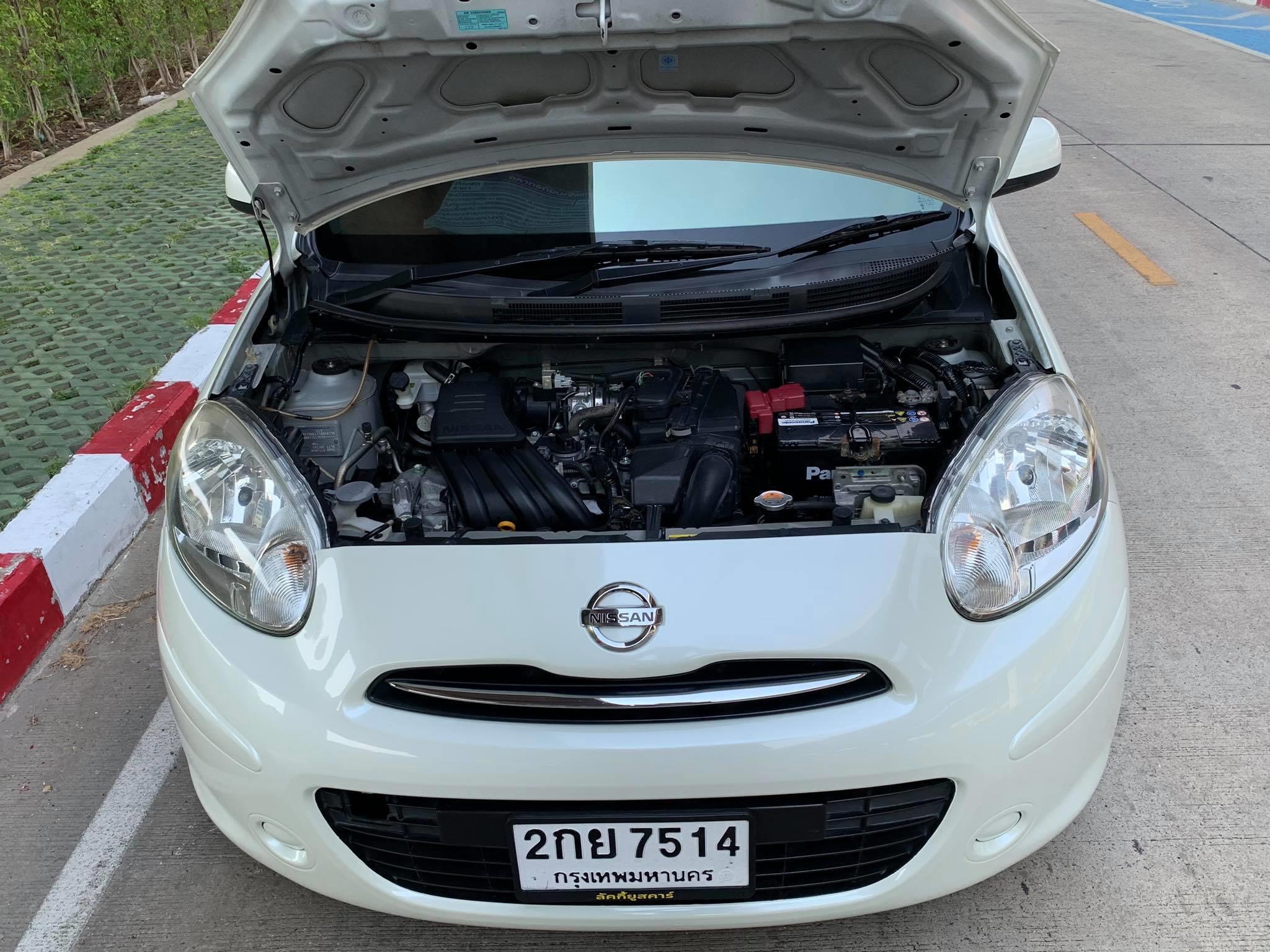 Nissan March ปี 2011 สีขาว (รูปที่ 10)