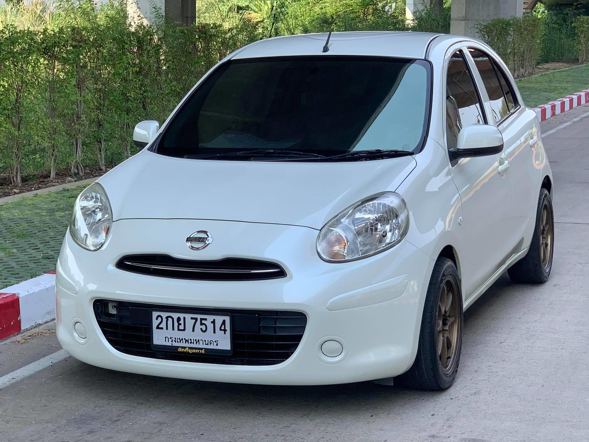 Nissan March ปี 2011 สีขาว (รูปที่ 5)