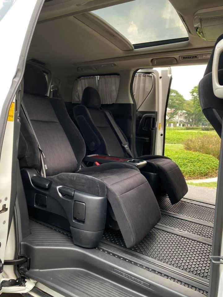Toyota Vellfire 2.4Z (รูปที่ 9)