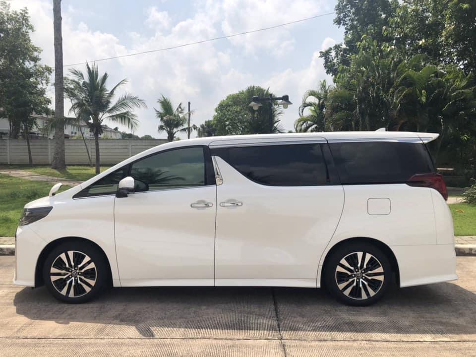 Toyota Alphard ปี 2019 สีขาว (รูปที่ 4)