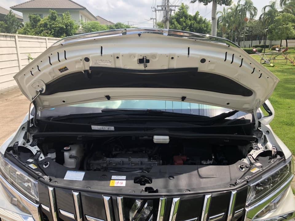 Toyota Alphard ปี 2019 สีขาว (รูปที่ 8)