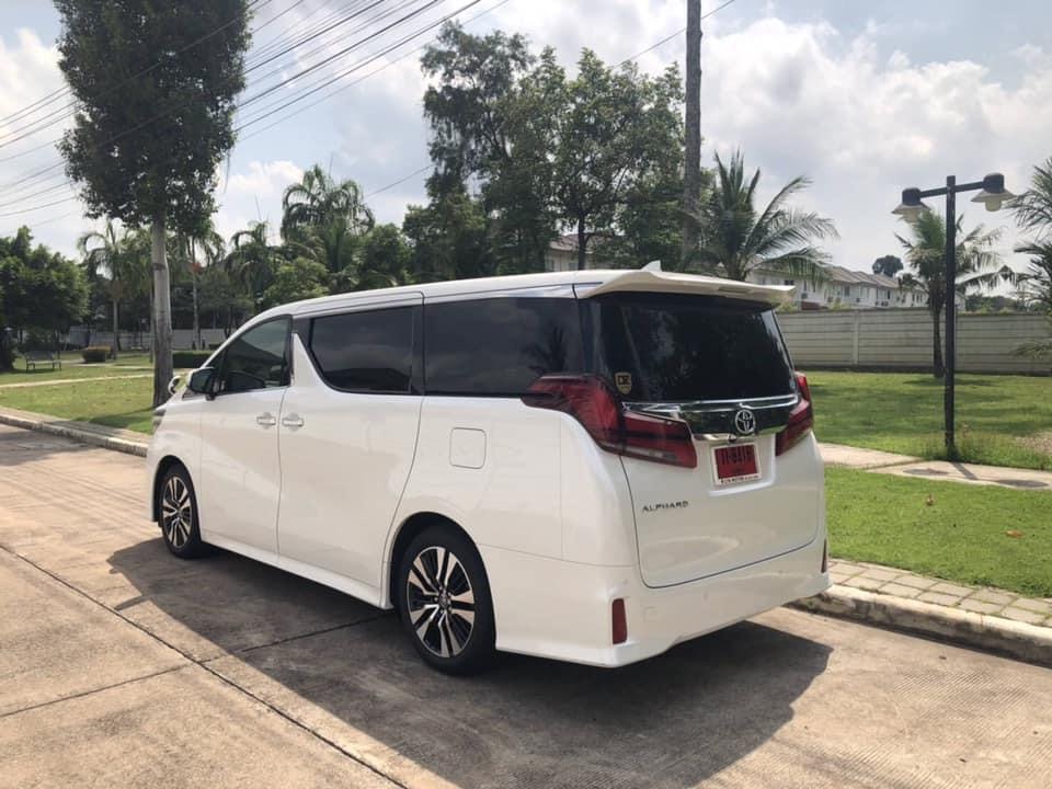 Toyota Alphard ปี 2019 สีขาว