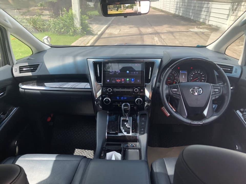 Toyota Alphard ปี 2019 สีขาว (รูปที่ 9)