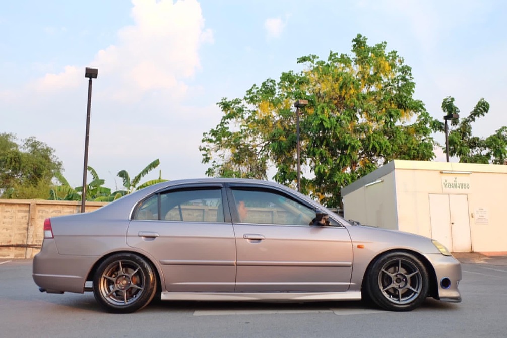 Honda Civic ES (Dimension) ปี 2001 สีเทา (รูปที่ 4)