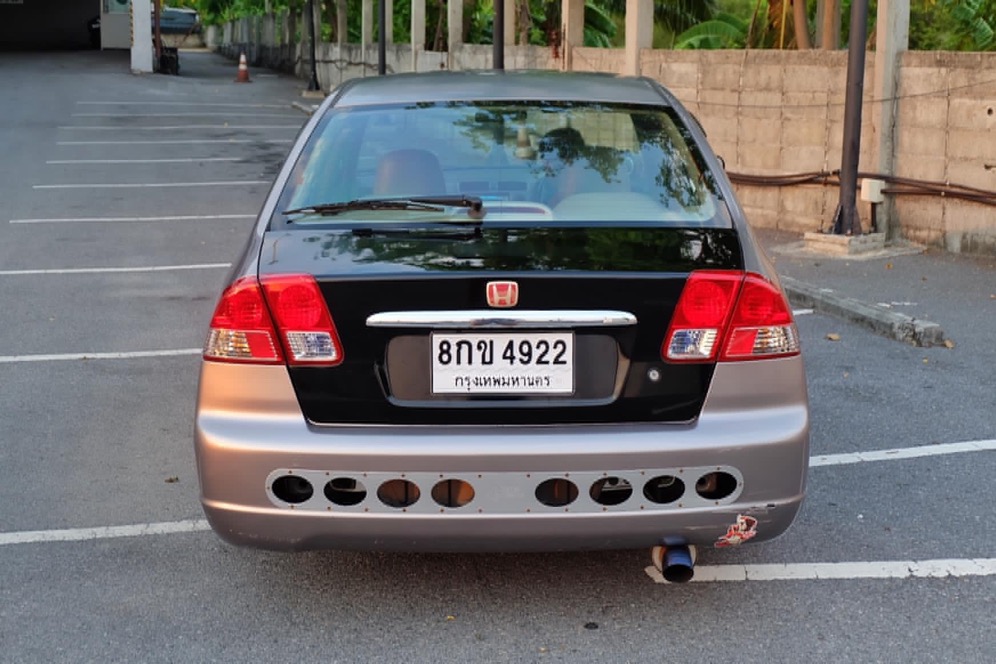 Honda Civic ES (Dimension) ปี 2001 สีเทา (รูปที่ 2)