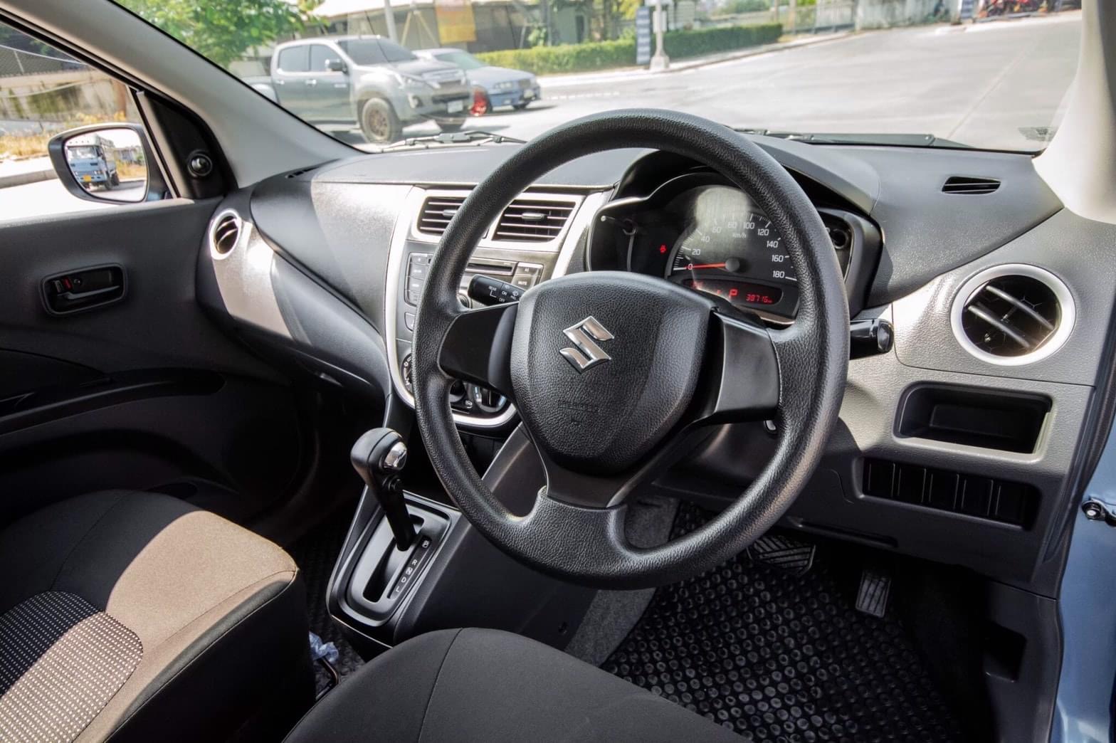 Suzuki Celerio ปี 2017 สีน้ำเงิน (รูปที่ 16)