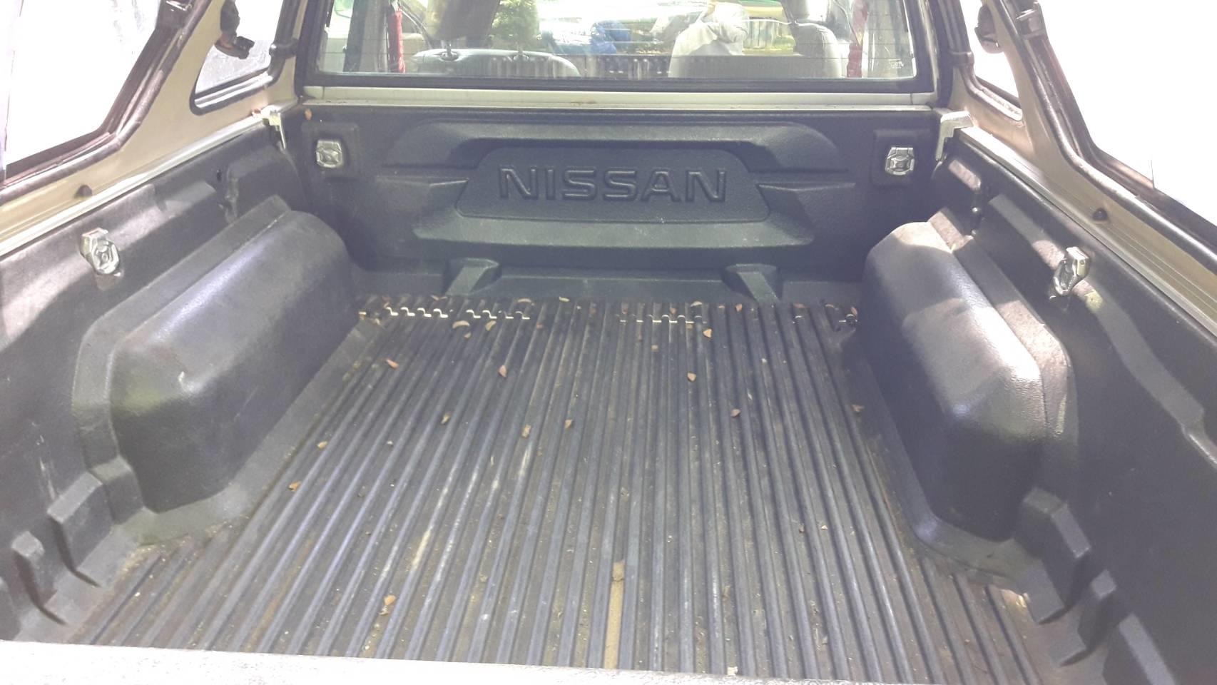 Nissan Navara Frontier ปี 2005 สีเทา (รูปที่ 7)