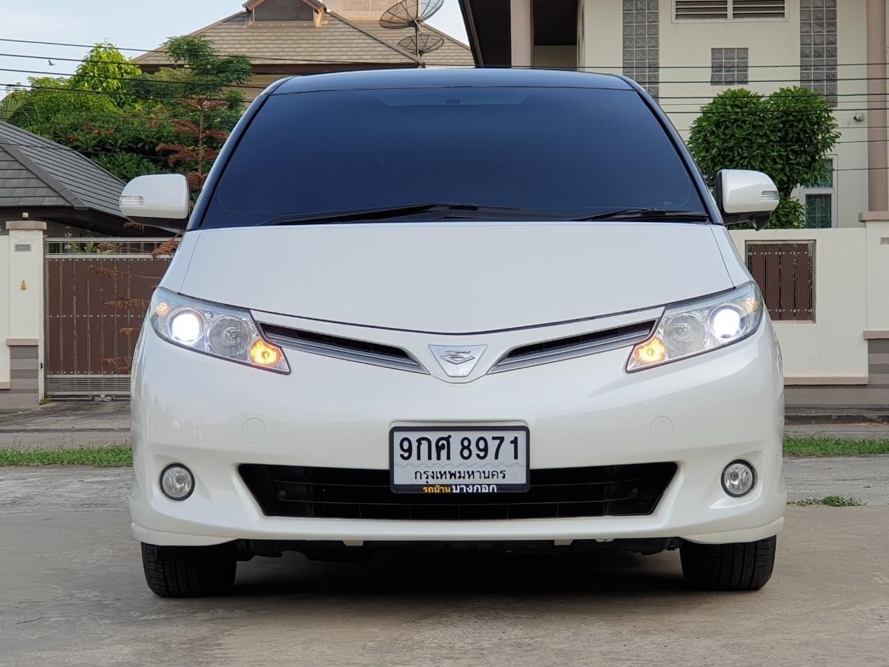 Toyota Estima ปี 2011 สีขาว (รูปที่ 3)