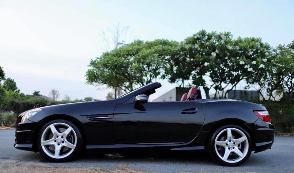 Mercedes-Benz SLK-Class R172 SLK200 ปี 2015 สีดำ (รูปที่ 4)
