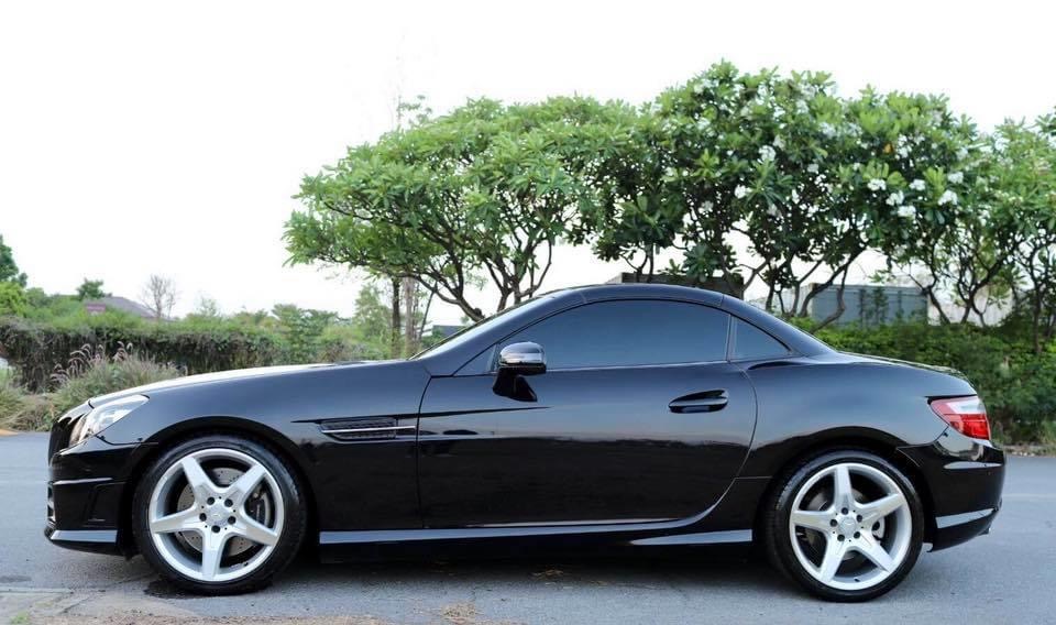 Mercedes-Benz SLK-Class R172 SLK200 ปี 2015 สีดำ (รูปที่ 5)