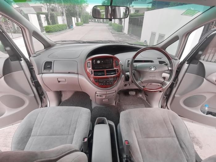 Toyota Estima ปี 2002 สีเงิน (รูปที่ 4)