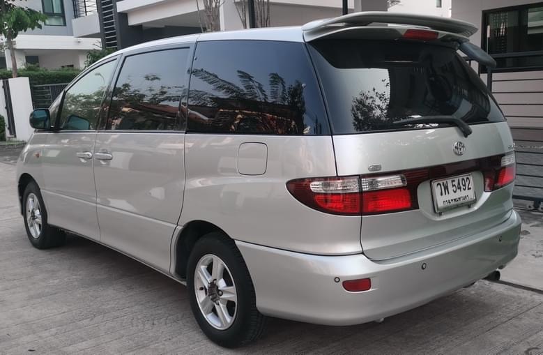 Toyota Estima ปี 2002 สีเงิน