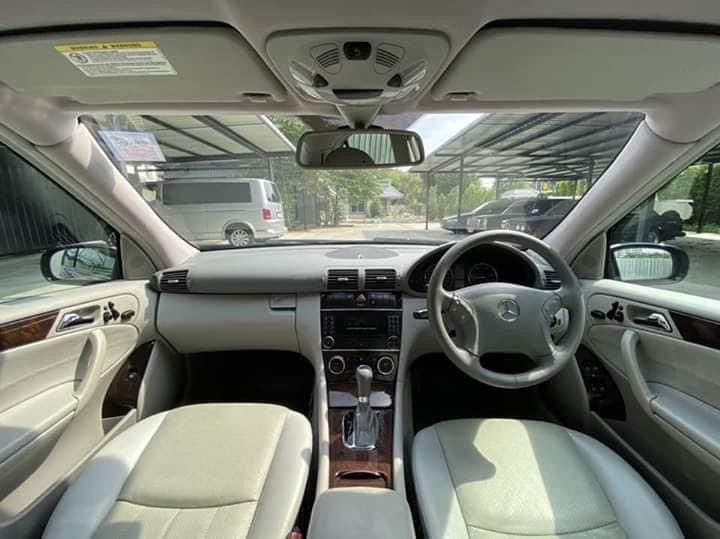 Mercedes-Benz C-Class W203 C220 ปี 2005 สีดำ (รูปที่ 6)