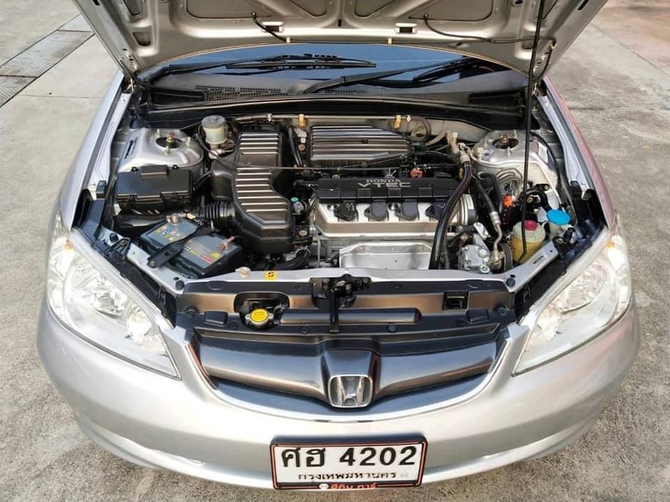 Honda Civic ES (Dimension) โฉม ตาเหยี่ยว ปี 2005 สีเงิน (รูปที่ 9)