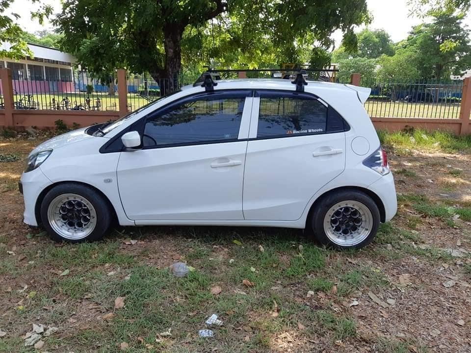 Honda Brio ปี 2013 สีขาว (รูปที่ 6)