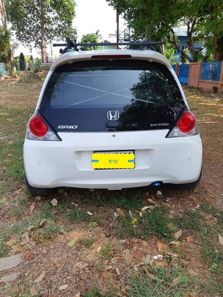 Honda Brio ปี 2013 สีขาว (รูปที่ 7)
