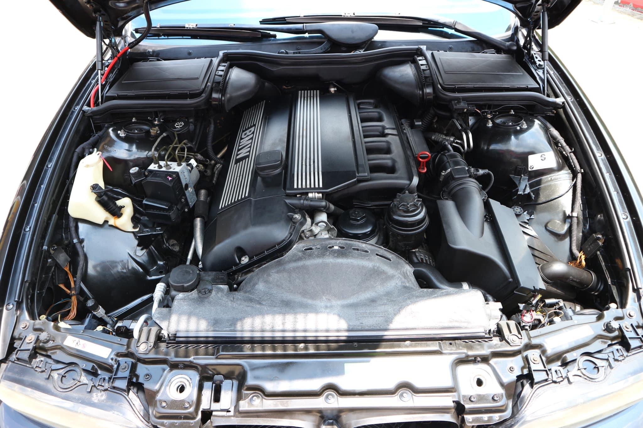 BMW E39 523i ปี 2003 สีดำ (รูปที่ 15)