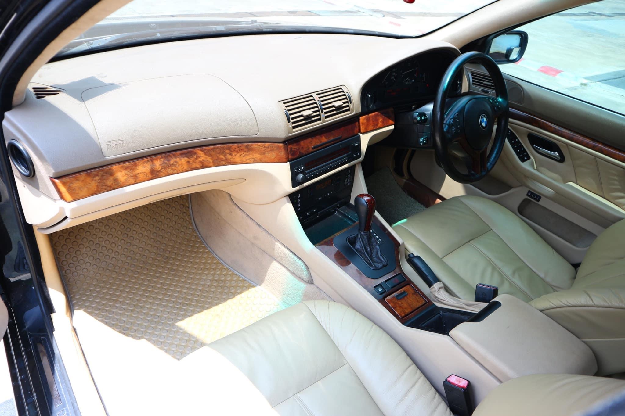 BMW E39 523i ปี 2003 สีดำ (รูปที่ 13)